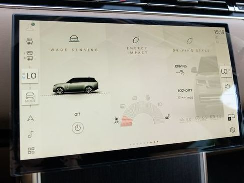 New 2026 Land Rover Range Rover SE AWD/4WD image 40