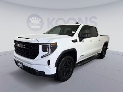 New 2026 GMC Sierra 1500 Elevation w/ Preferred Package