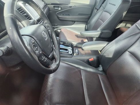 Used 2019 Honda Ridgeline Black Edition image 9