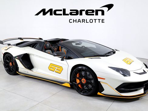 Used 2021 Lamborghini Aventador SVJ AWD/4WD image 2