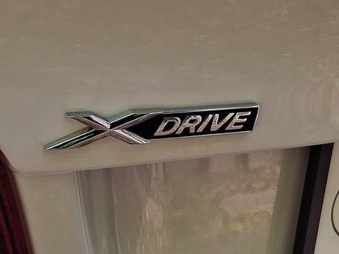 Used 2016 BMW 528i xDrive Sedan AWD/4WD image 28