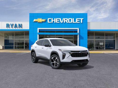New 2026 Chevrolet Trax RS image 1