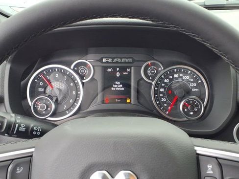 New 2026 RAM 1500 4x4 Crew Cab image 12