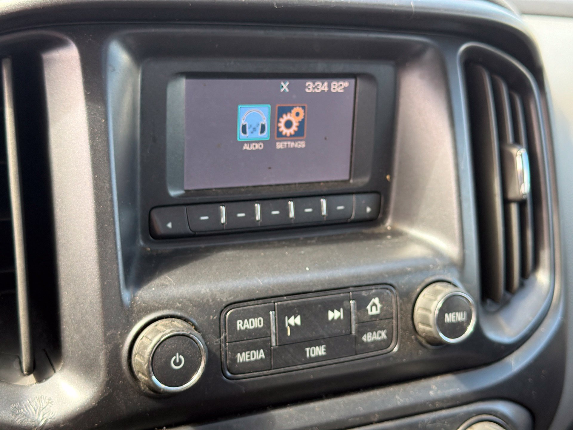 Used 2015 Chevrolet Colorado 2WD Extended Cab image 16