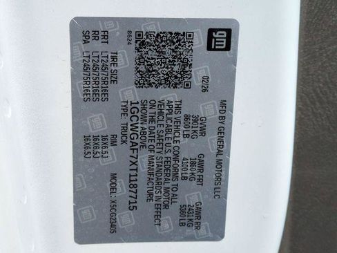 New 2026 Chevrolet Express 2500 w/ Driver Convenience Package image 26