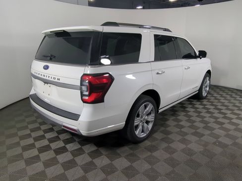 Certified 2024 Ford Expedition Platinum image 14