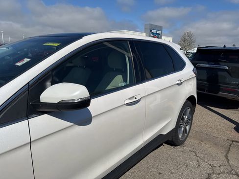 Used 2016 Ford Edge Titanium w/ Equipment Group 301A image 16