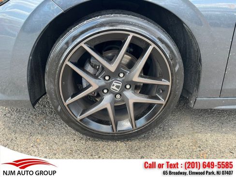 Used 2023 Honda Civic Sport Touring image 5