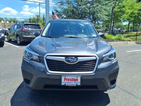 Used 2020 Subaru Forester Premium AWD/4WD image 6