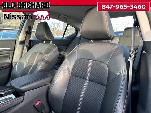 Used 2025 Nissan Altima 2.5 SR AWD/4WD image 11