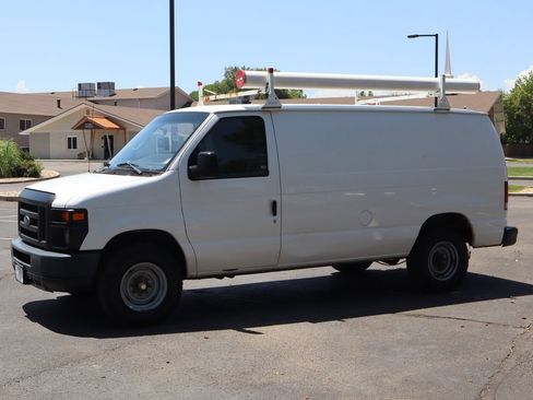 Used 2012 Ford E-250 and Econoline 250 w/ Commercial Cargo Van Pkg RWD image 10