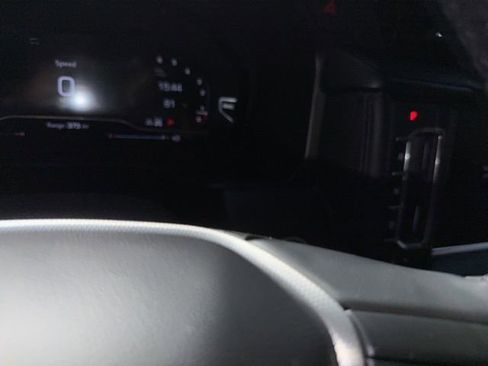 Used 2023 GMC Yukon Denali AWD/4WD image 36