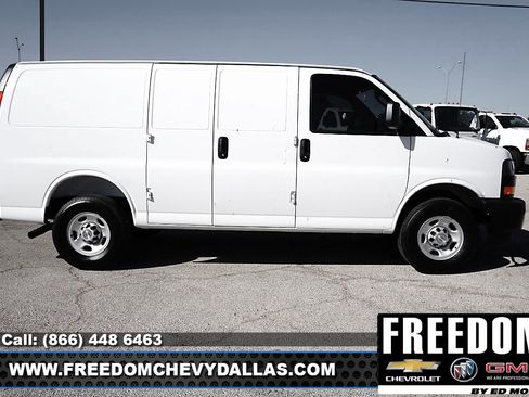 New 2025 Chevrolet Express 2500 w/ Driver Convenience Package image 8