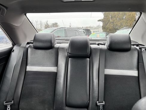 Used 2014 Toyota Camry SE w/ Leather Package image 10