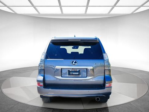 Used 2023 Lexus GX 460 Premium w/ Premium Plus Package AWD/4WD image 3