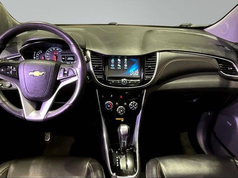Used 2017 Chevrolet Trax Premier FWD image 8