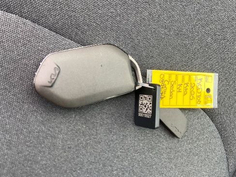 Used 2025 Kia K4 FWD image 26