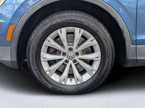 Used 2018 Volkswagen Tiguan S FWD image 8