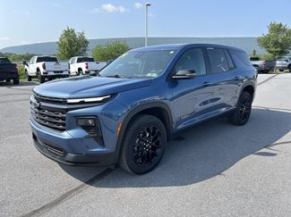 Used 2024 Chevrolet Traverse LS w/ Midnight/Sport Edition AWD/4WD video 3