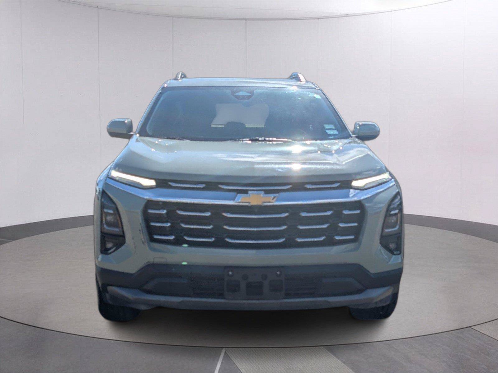 Used 2025 Chevrolet Equinox LT w/ Convenience Package II FWD image 8