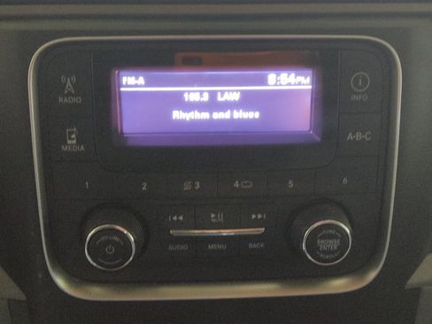 Used 2020 RAM 1500 Tradesman AWD/4WD image 25
