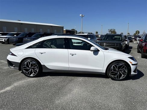 New 2025 Hyundai Ioniq 6 Limited image 8