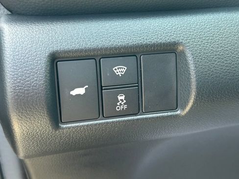 Used 2025 Honda Pilot Black Edition image 29