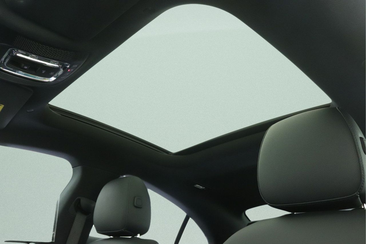 Certified 2023 Mercedes-Benz CLA 250 image 23