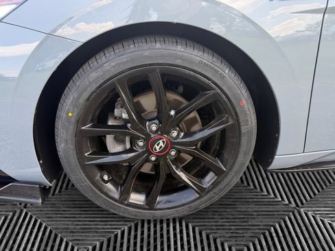 Used 2022 Hyundai Elantra N Line FWD image 15