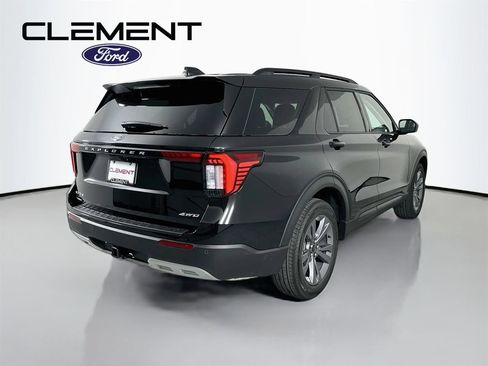 New 2026 Ford Explorer Active w/ Active Comfort Package AWD/4WD image 6