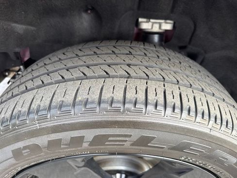 Certified 2023 Jeep Grand Cherokee Altitude RWD image 11