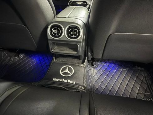 Used 2024 Mercedes-Benz C 300 Sedan image 31