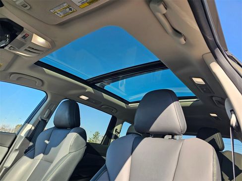 Used 2025 Subaru Ascent Onyx Edition image 63
