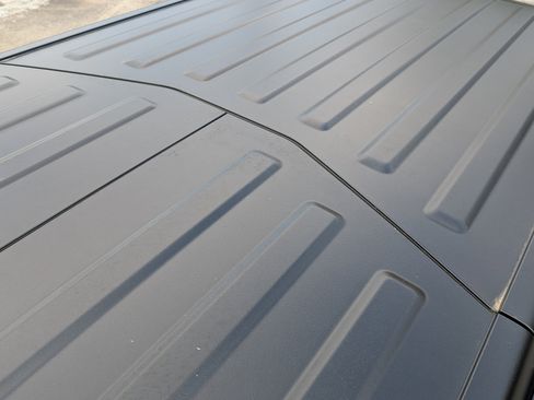 Used 2025 Jeep Wrangler Willys image 14