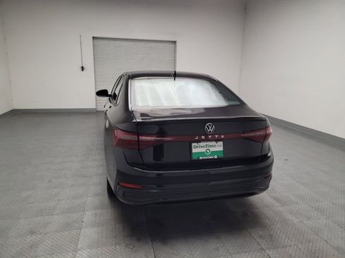 Used 2025 Volkswagen Jetta Sport FWD image 6