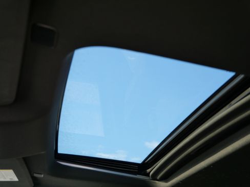 Used 2023 GMC Sierra 1500 AT4 w/ AT4 Premium Package image 20