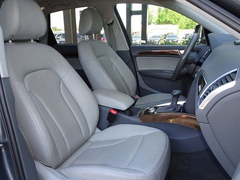 Used 2017 Audi Q5 2.0T Premium w/ Audi MMI Navigation Plus image 7