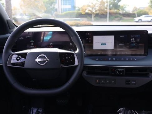 New 2026 Nissan Leaf SV+ w/ Floor Mat Package (SV+) image 22