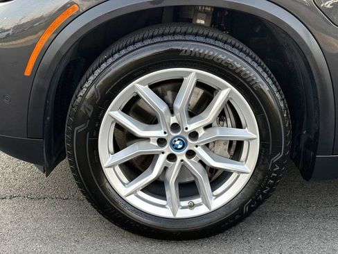 Used 2023 BMW X5 xDrive45e w/ Parking Assistance Package AWD/4WD image 8