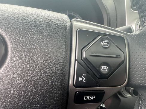 Used 2018 Toyota 4Runner Limited AWD/4WD image 15