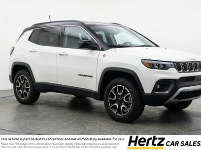 Used 2025 Jeep Compass Trailhawk