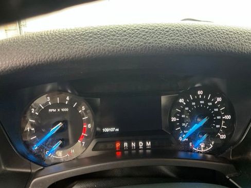 Used 2017 Ford Expedition EL XLT w/ Equipment Group 201A AWD/4WD image 10
