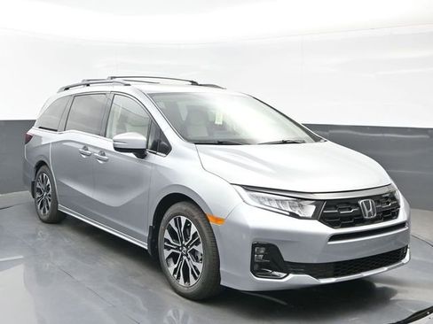 New 2026 Honda Odyssey Elite image 8