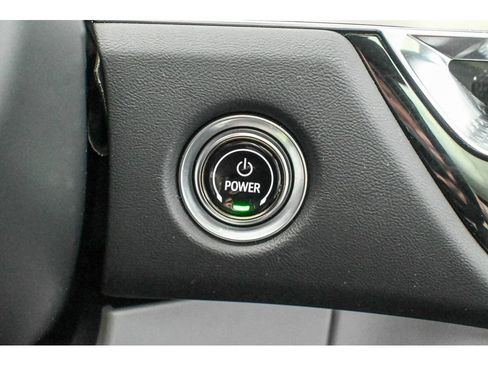 Certified 2024 Cadillac Lyriq Luxury AWD/4WD image 45