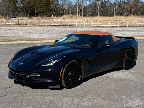 Used 2014 Chevrolet Corvette Stingray Convertible w/ 3LT Preferred Equipment Group image 2