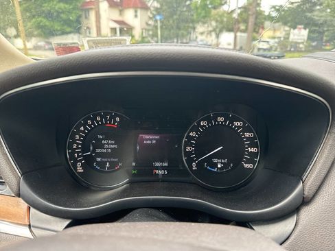 Used 2015 Lincoln MKC AWD w/ Equipment Group 102A Reserve image 9