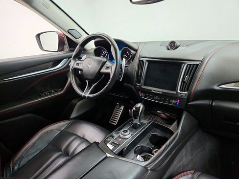 Used 2017 Maserati Levante S AWD/4WD image 26