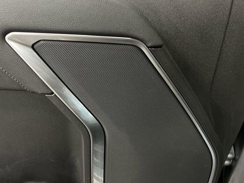 Certified 2025 GMC Sierra 1500 SLT AWD/4WD image 24