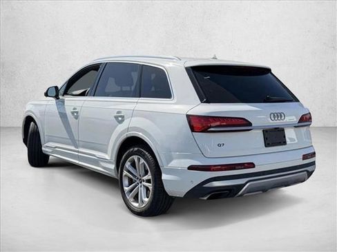 Used 2025 Audi Q7 3.0T Premium Plus image 7
