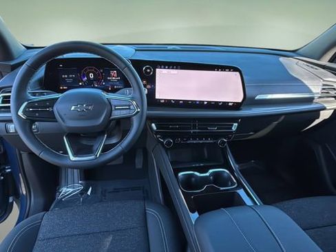 Certified 2026 Chevrolet Traverse LT w/ Midnight/Sport Edition image 16